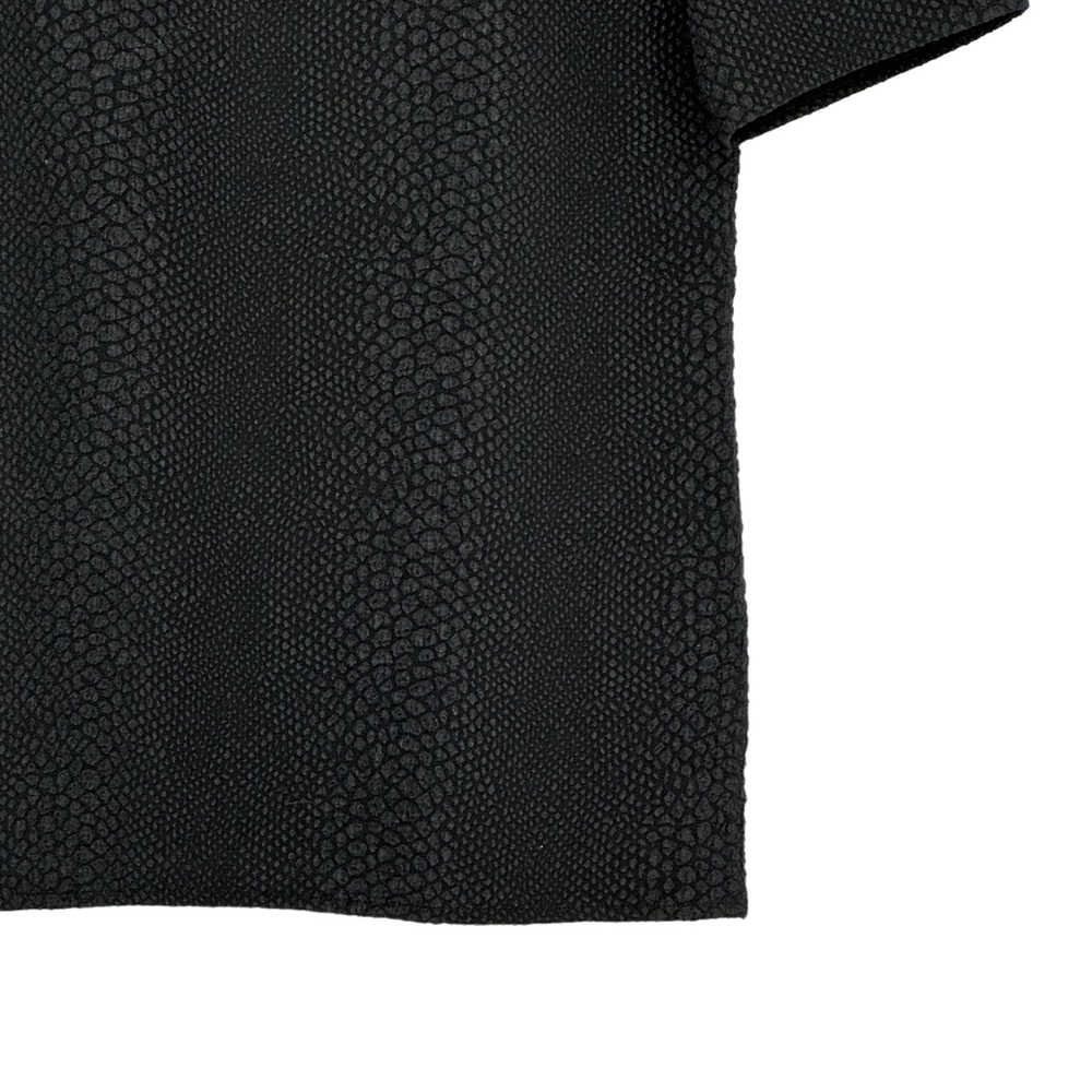 *Women’s Banana Republic Size 6 Black Textured Polyester/Elastane SS Top - Picture 6 of 8